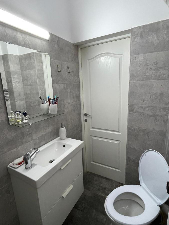 Ferienwohnung Centru Charming New Apartament Piata Universitate Bukarest Exterior foto